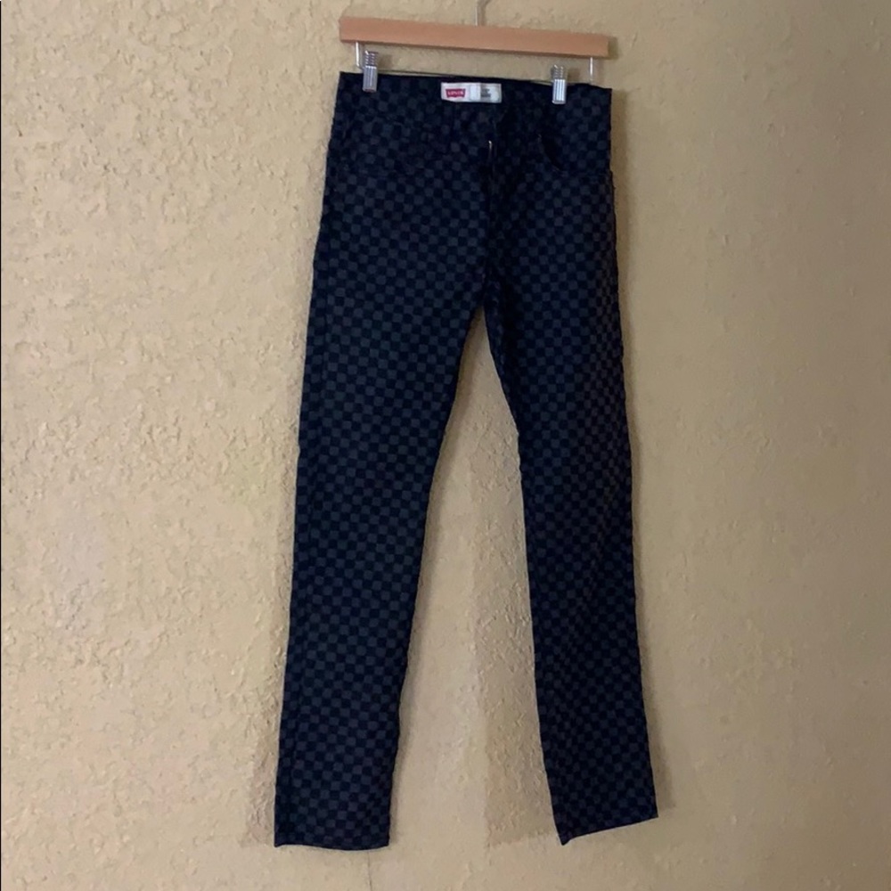 Levi’s checkered jeans